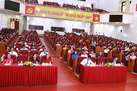 Trẻ em hạnh phúc, an toàn, vững bước trong kỷ nguyên số