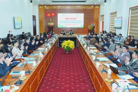 Sơ kết 1 năm thực hiện Thỏa thuận hợp tác, hỗ trợ y tế toàn diện giữa UBND tỉnh Lai Châu và Bệnh viện Bạch Mai
