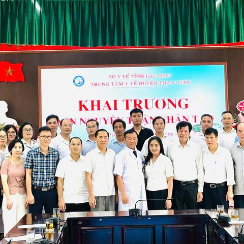 Khai trương đơn nguyên thận nhân tạo tại Trung tâm y tế Than Uyên