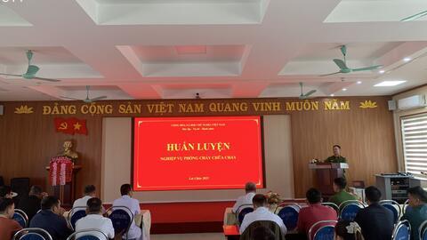 TRUNG TÂM Y TẾ HUYỆN SÌN HỒ TỔ CHỨC TẬP HUẤN NGHIỆP VỤ PHÒNG CHÁY, CHỮA CHÁY NĂM 2025
