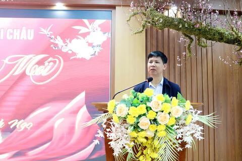 Đồng chí Giám đốc Sở Y tế Bùi Tiến Thanh thăm, chúc tết các đơn vị