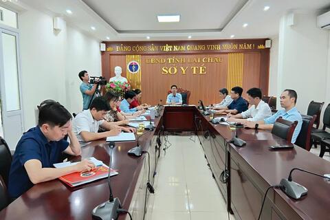 Họp trực tuyến về công tác khám sức khoẻ định kỳ cho người dân và ứng dụng khoa học, công nghệ, chuyển đổi số của Ngành Y tế