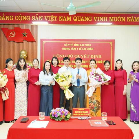 Công bố quyết định sắp xếp, tổ chức lại Trung tâm y tế theo mô hình chính quyền địa phương 2 cấp