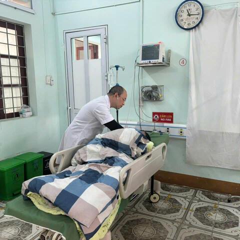 Người Bác sĩ tận tâm, gương mẫu