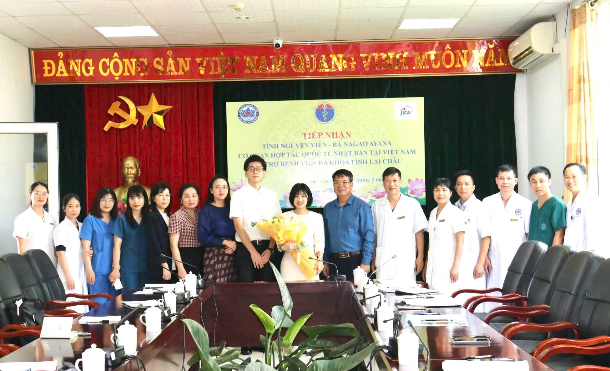 Tiếp nhận tình nguyện viên của JICA tại Việt Nam làm việc với Bệnh viện Đa khoa tỉnh Lai Châu