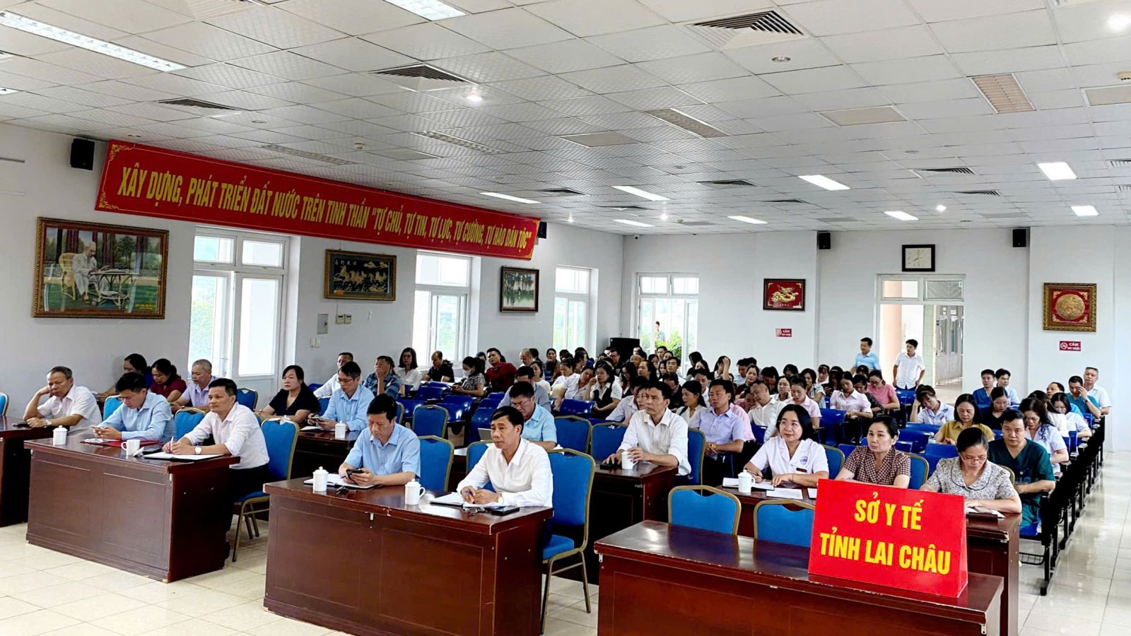 Hội nghị toàn quốc quán triệt và triển khai thực hiện Nghị quyết Hội nghị Trung ương 3