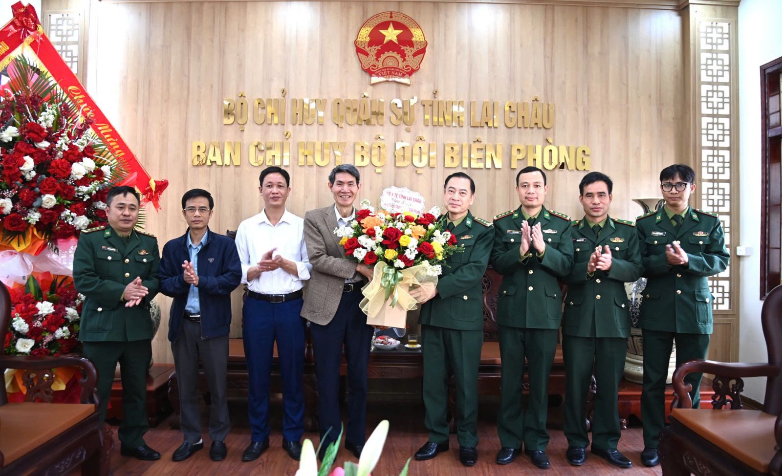 Sở Y tế chúc mừng kỷ niệm 67 năm Ngày Truyền thống Bộ đội Biên phòng Việt Nam