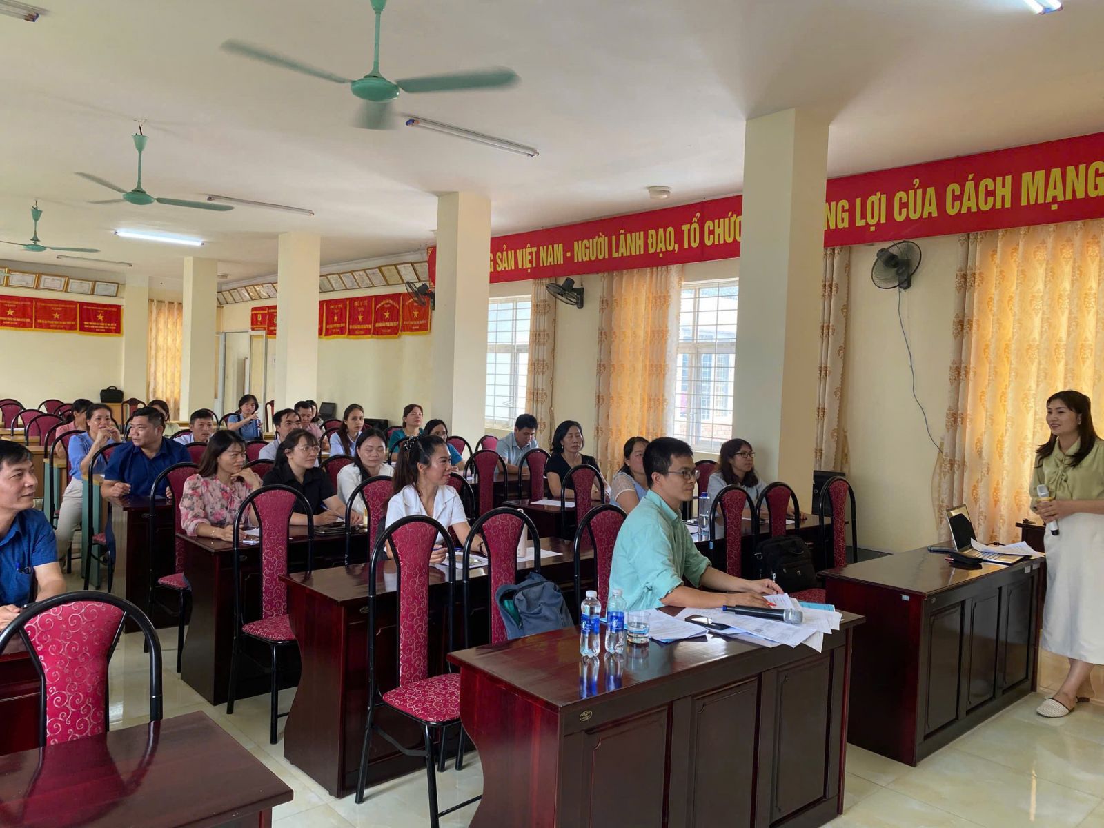Bồi dưỡng phương pháp sư phạm y học cơ bản
