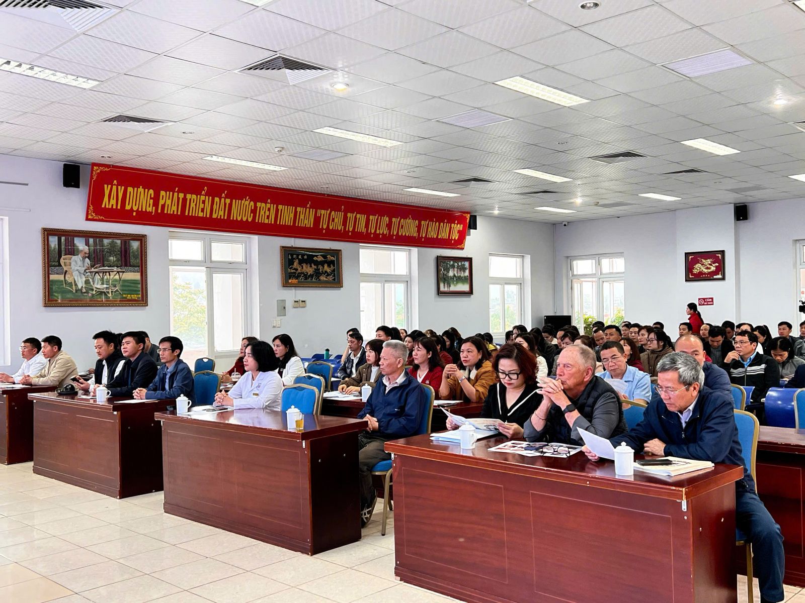 Tập huấn nhận diện và sàng lọc trẻ khuyết tật