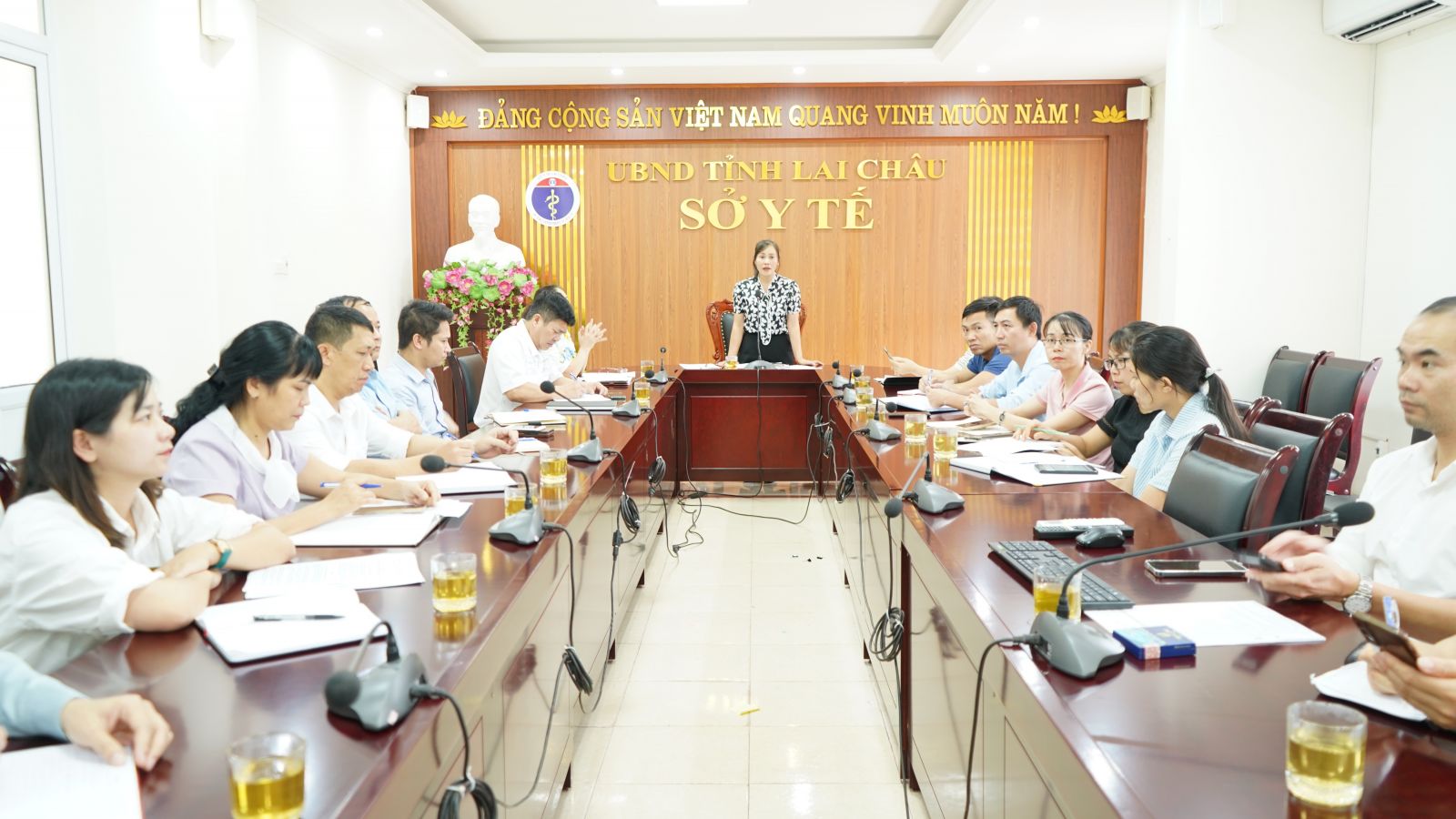 Họp trực tuyến về các khó khăn vướng mắc trong khám, chữa bệnh bảo hiểm Y tế sau sắp xếp, tổ chức lại các Trung tâm Y tế.